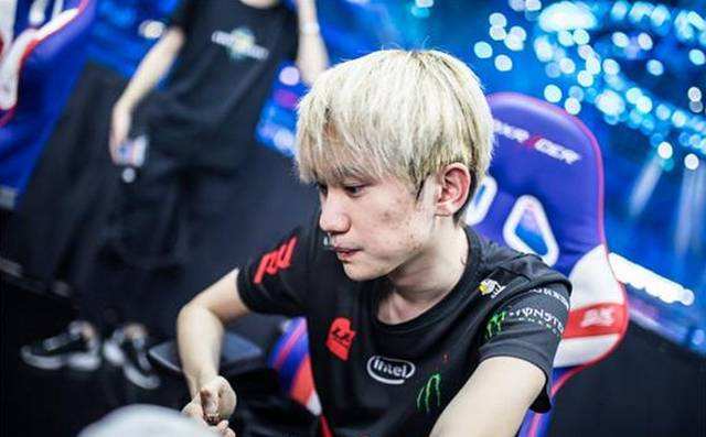 球员交易和 球员交易和